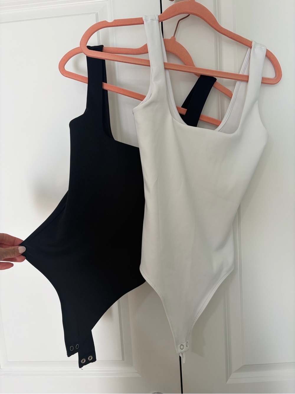 Good American Set of 2 Sculpting Square Neck Modern Tank Bodysuit XS - Picture 2 of 5